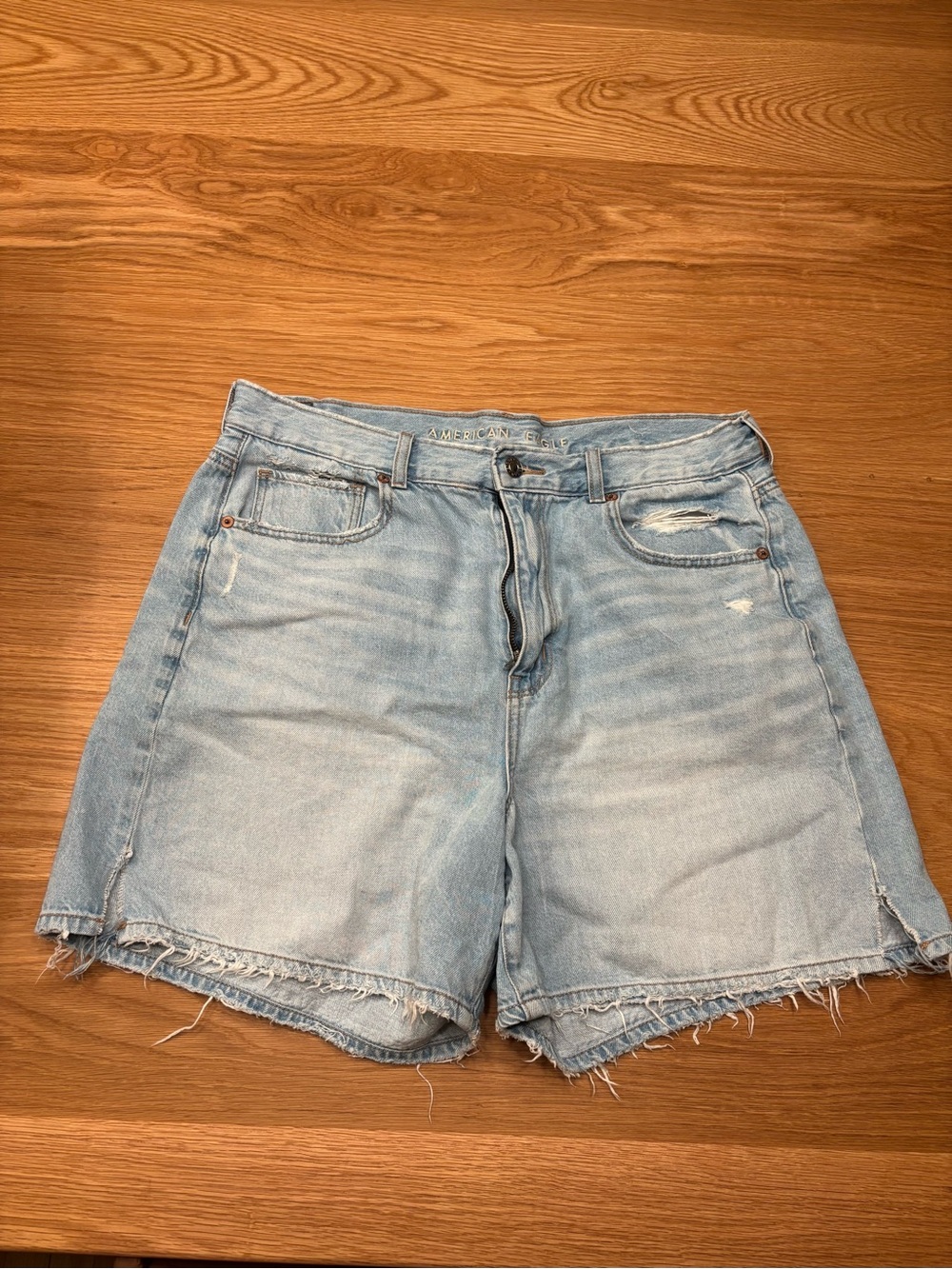 American Eagle highest rise baggy short